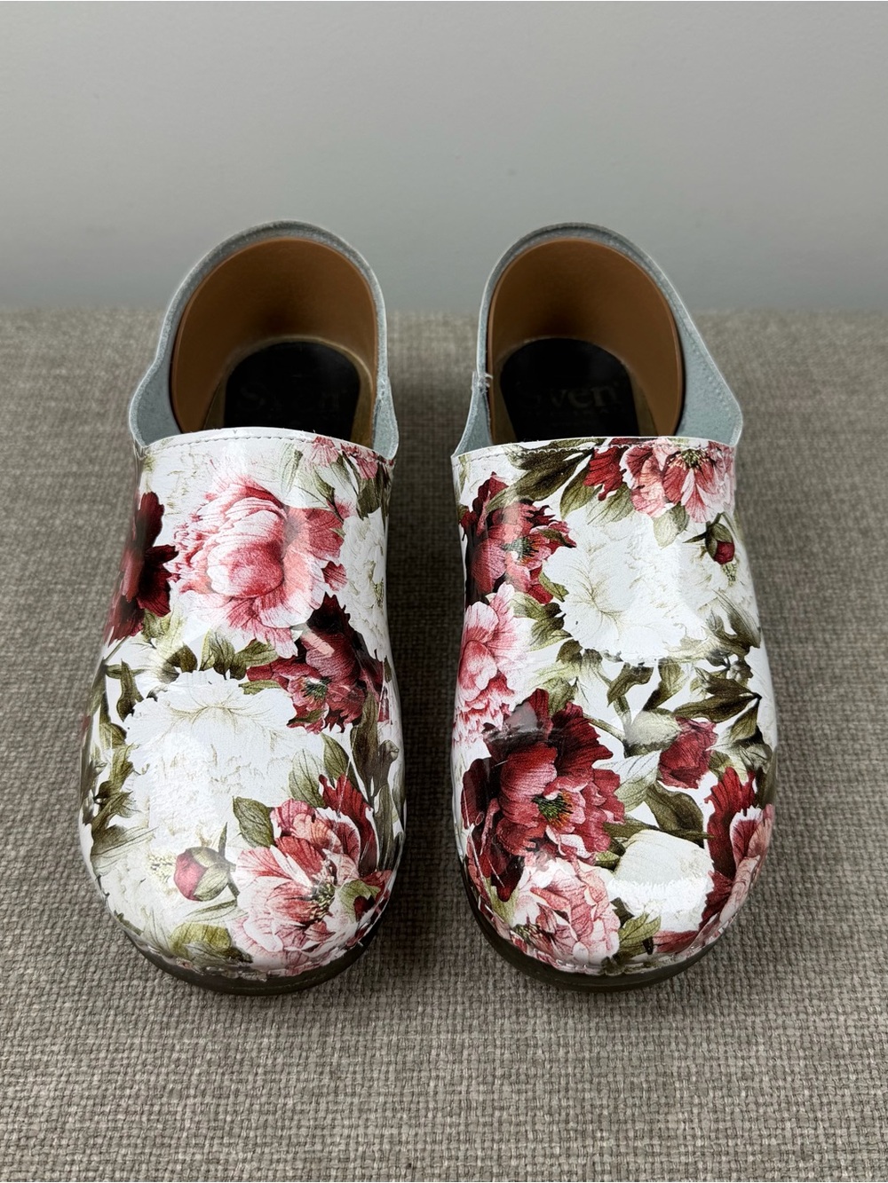 SVEN Peony Floral Leather Closed Back Tie Clogs Nurse Comfort Size 39/8.5/9
